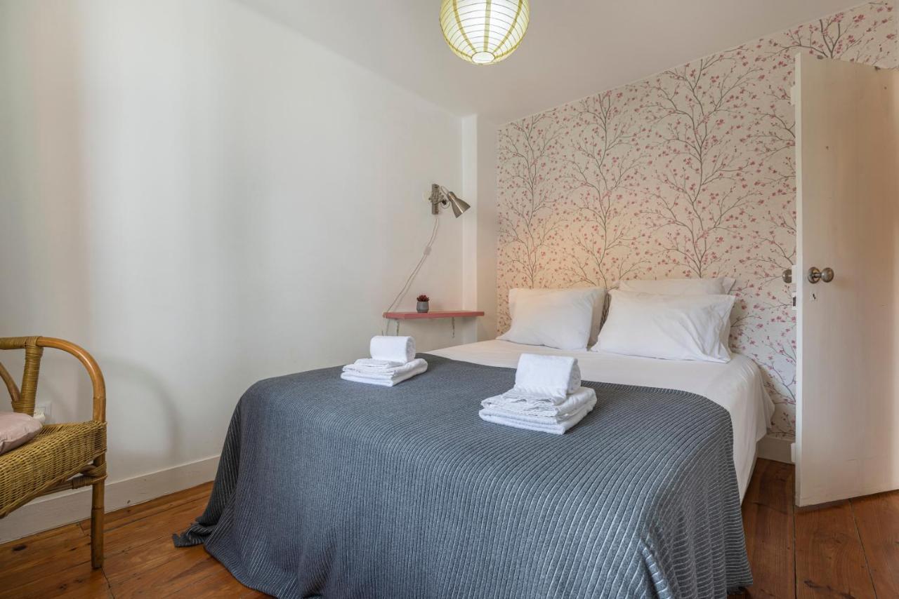 Alfama 2Bdr Duplex Apartment W/ Balcony By Lovelystay Lissabon Buitenkant foto