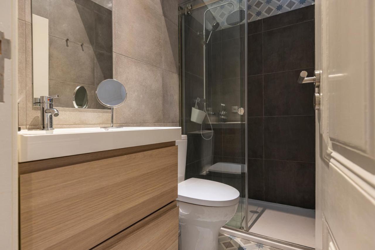 Alfama 2Bdr Duplex Apartment W/ Balcony By Lovelystay Lissabon Buitenkant foto