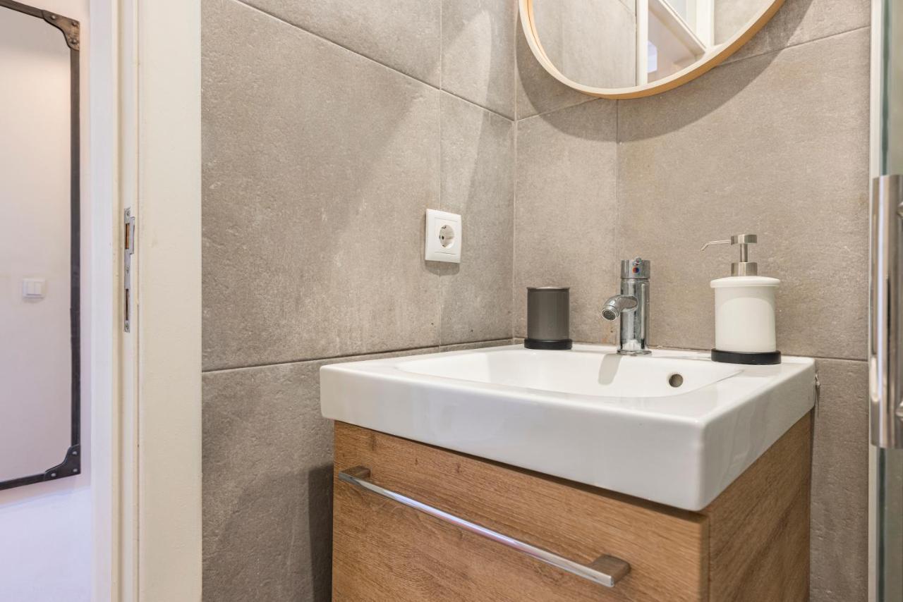 Alfama 2Bdr Duplex Apartment W/ Balcony By Lovelystay Lissabon Buitenkant foto